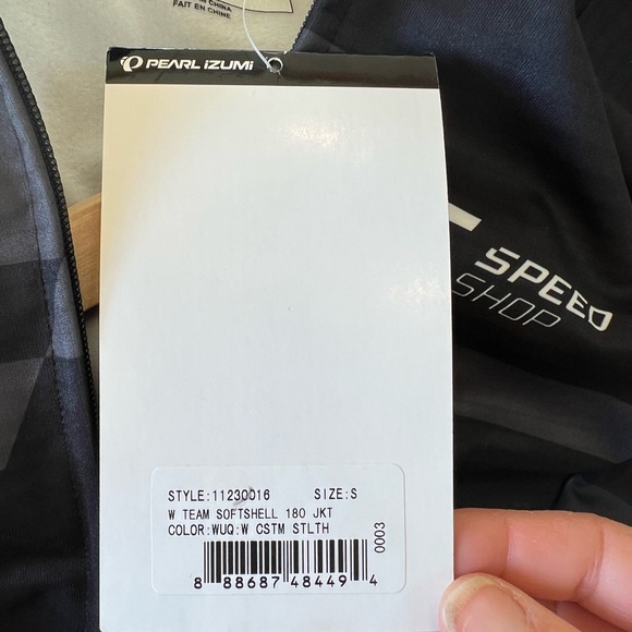 Pearl Izumi Men’s softshell cycling jacket *New With Tags* - Picture 4 of 4